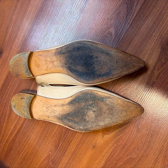 Manolo Blahnik Women's Beige Leather Sandals size 37.5 - Picture 3 of 5